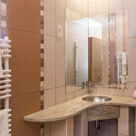 Natura Amon 4* Podčetrtek