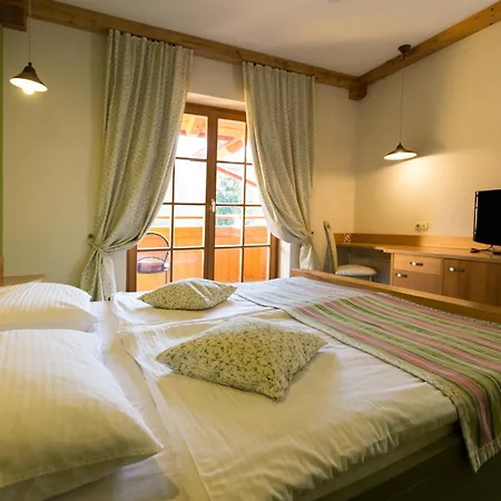 Natura Amon 4* Podčetrtek
