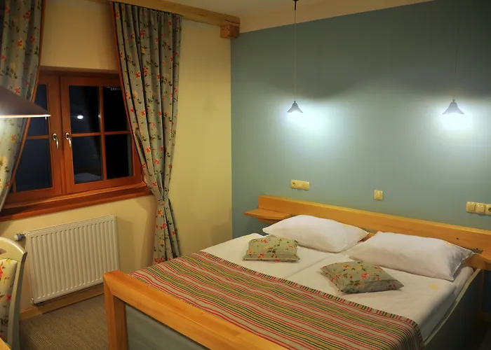 Natura Amon ホテル ポドチェトルテク